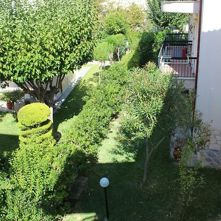 Siviri Apartment In Blu Exterior photo